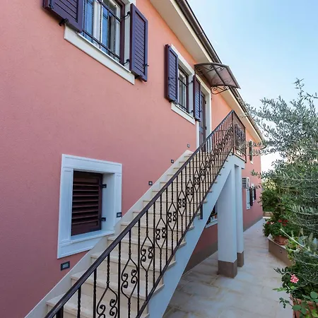 Apartment Schoene Nr,3 *